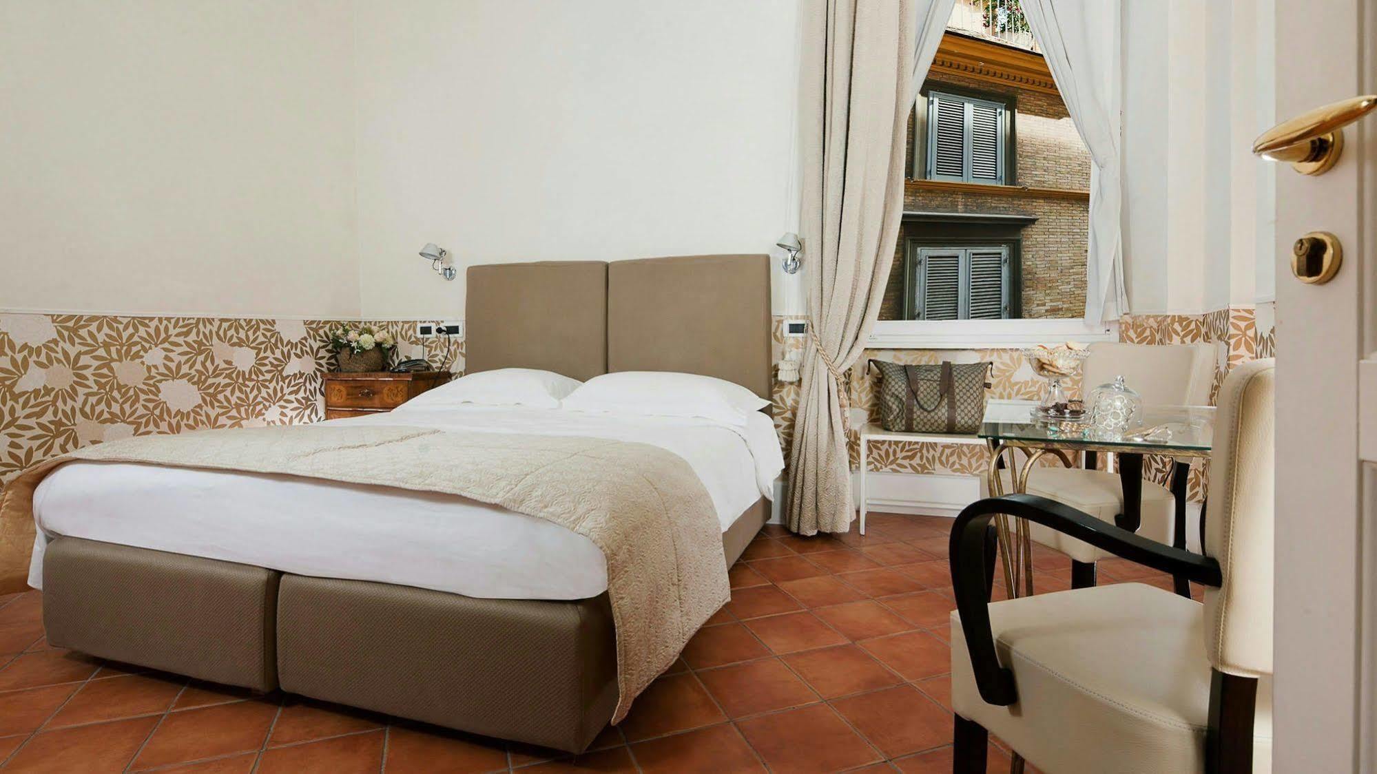 Frühstückspension Caesar House Residenze Romane 3*